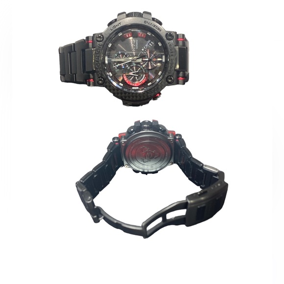 - CASIO G-SHOCK MTG-B1000 - Picture 8 of 9